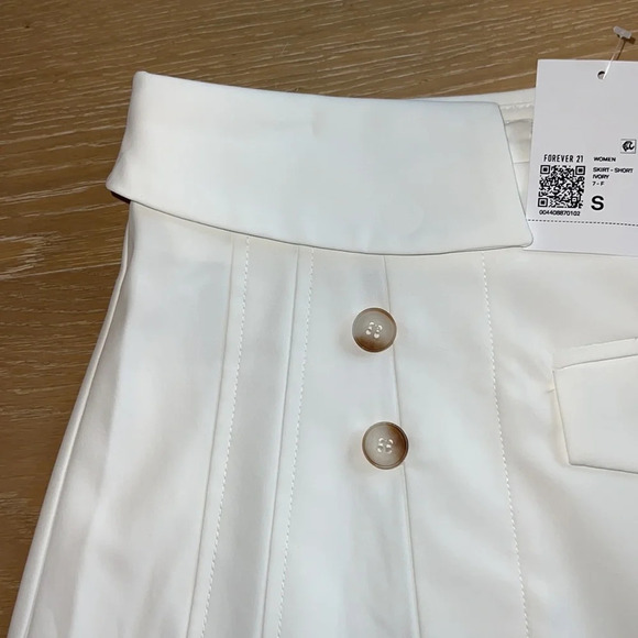 Forever21 White Asymmetrical Pleated School Girl Tiered Button Mini Skirt Small - Picture 6 of 15